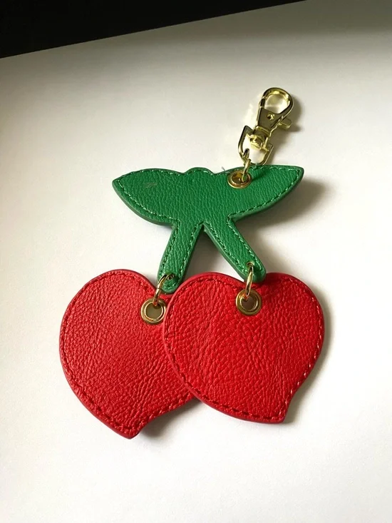 Betsey Johnson XOX Cherry Heart Purse Charm Fob Keychain - Picture 4 of 5